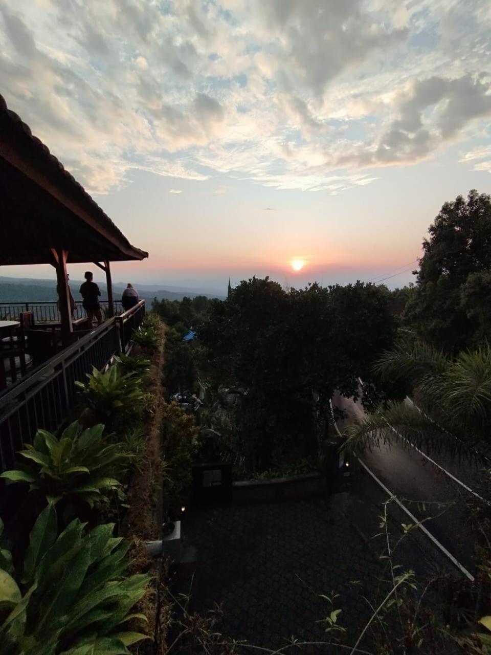 Bali Munduk Delux Bungalow Villa Singaraja Exteriör bild